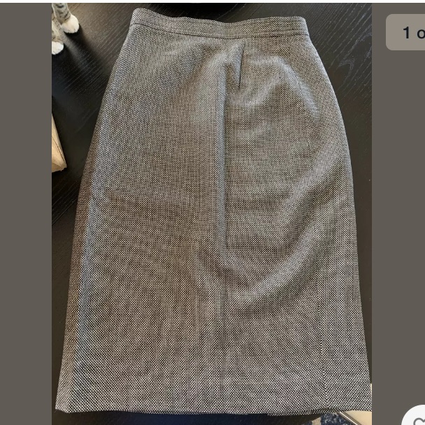 Valentino Pencil Skirt Size 44.